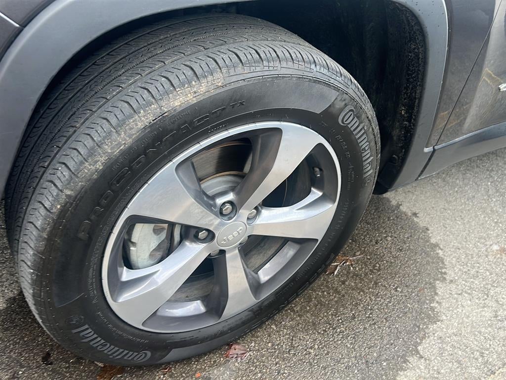 2019 Jeep CHEROKEE L Limited