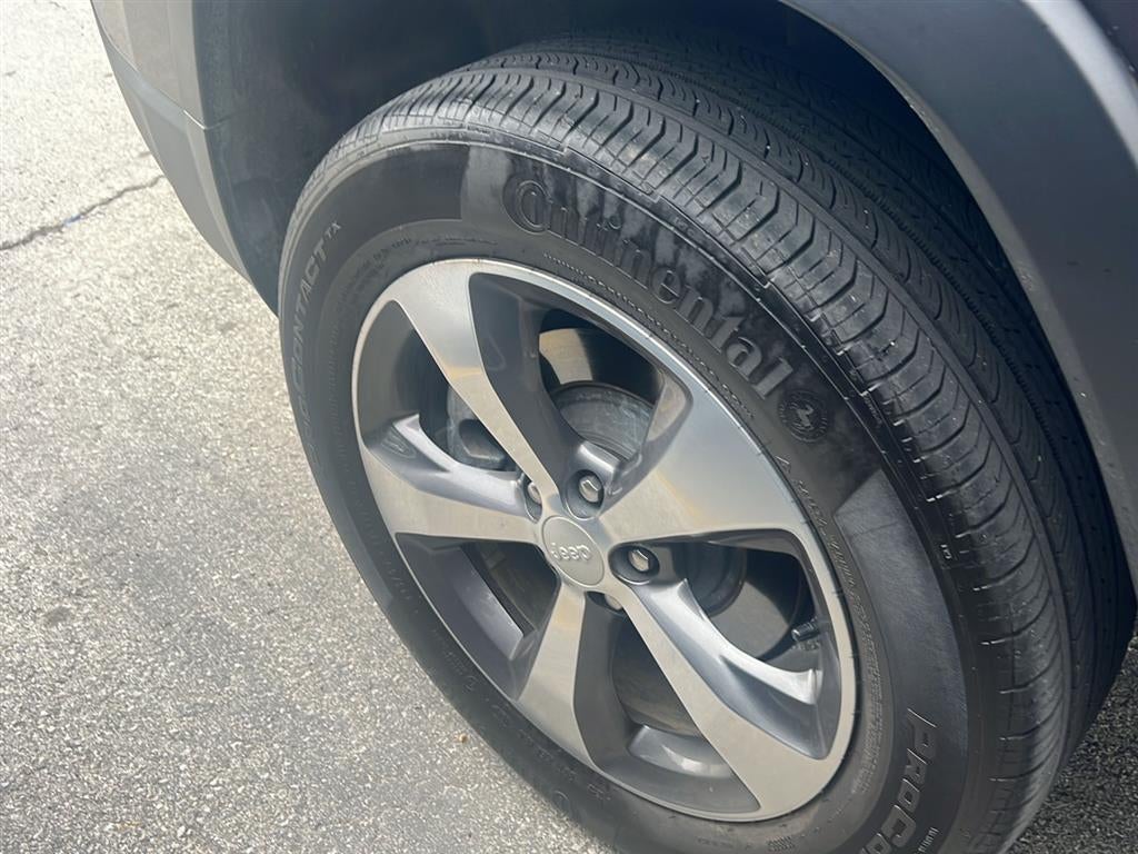 2019 Jeep CHEROKEE L Limited