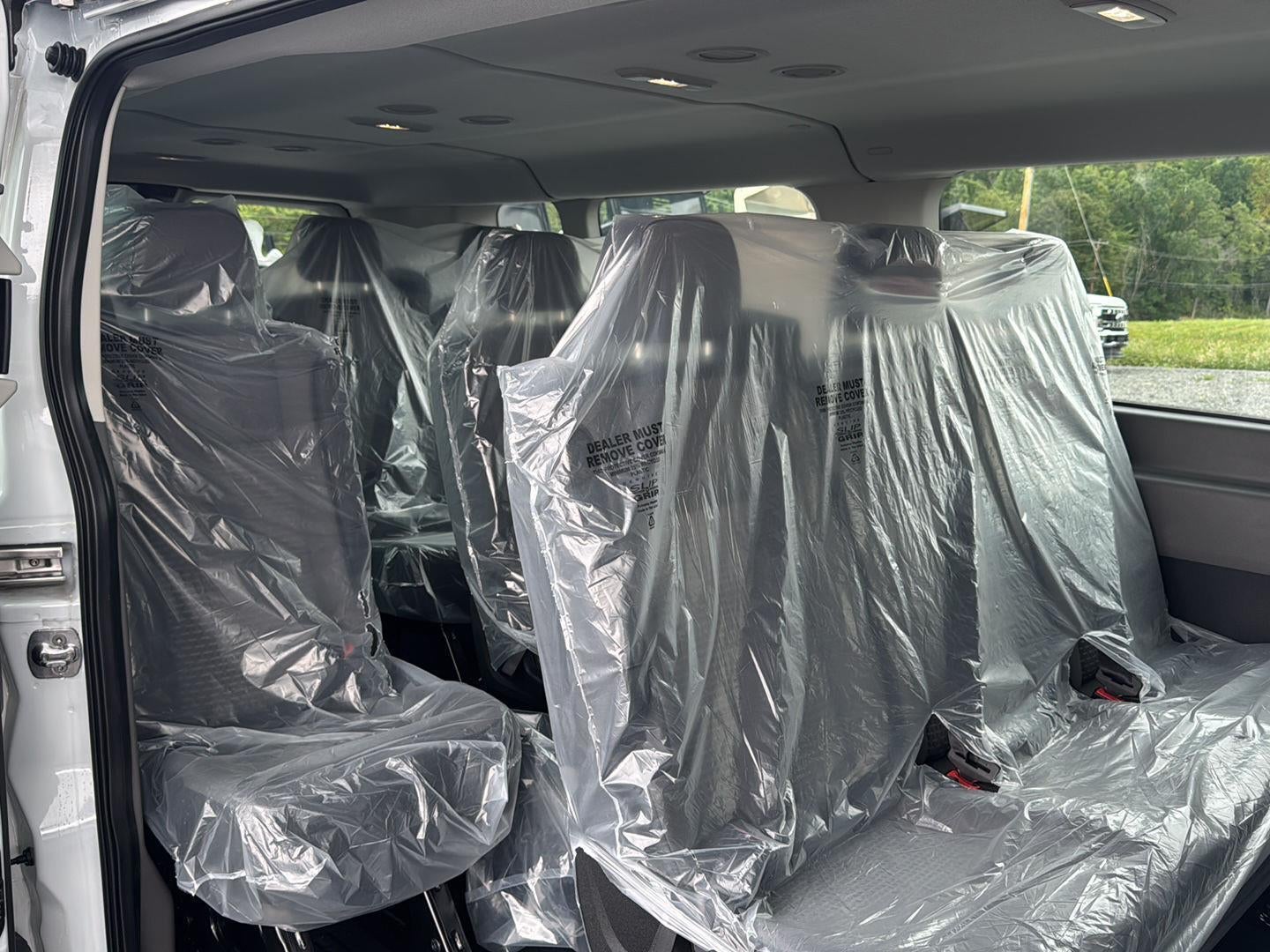 2024 Ford Transit Passenger Wagon XLT