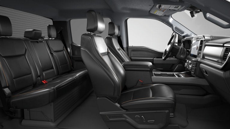 2026 Ford Super Duty F-450 Drw LARIAT