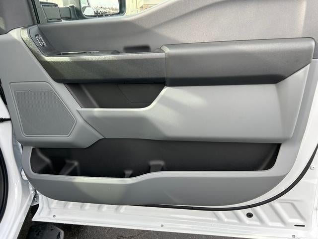 2024 Ford Super Duty F-600 DRW XL