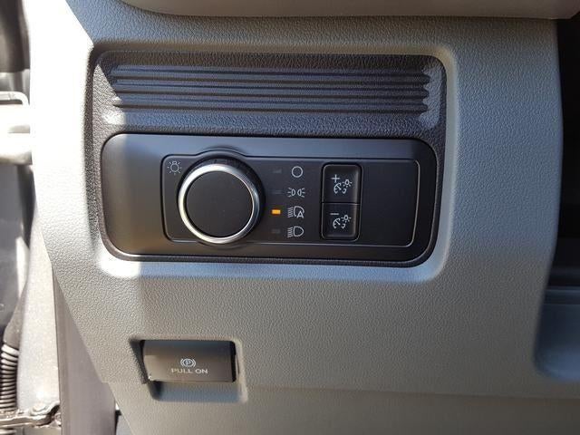 2024 Ford Super Duty F-600 DRW XL