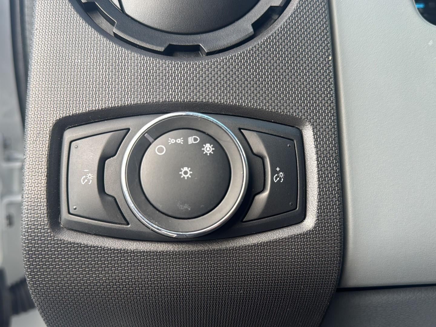 2022 Ford F-750 Straight Frame Base