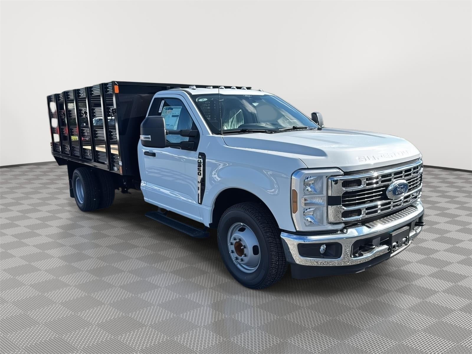 2025 Ford Super Duty F-350 DRW XL