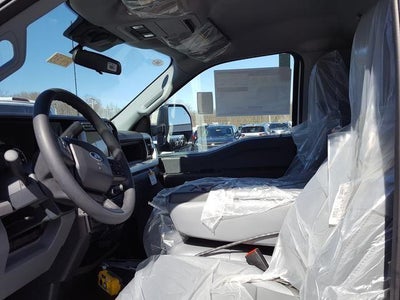 2024 Ford Super Duty F-350 DRW XL