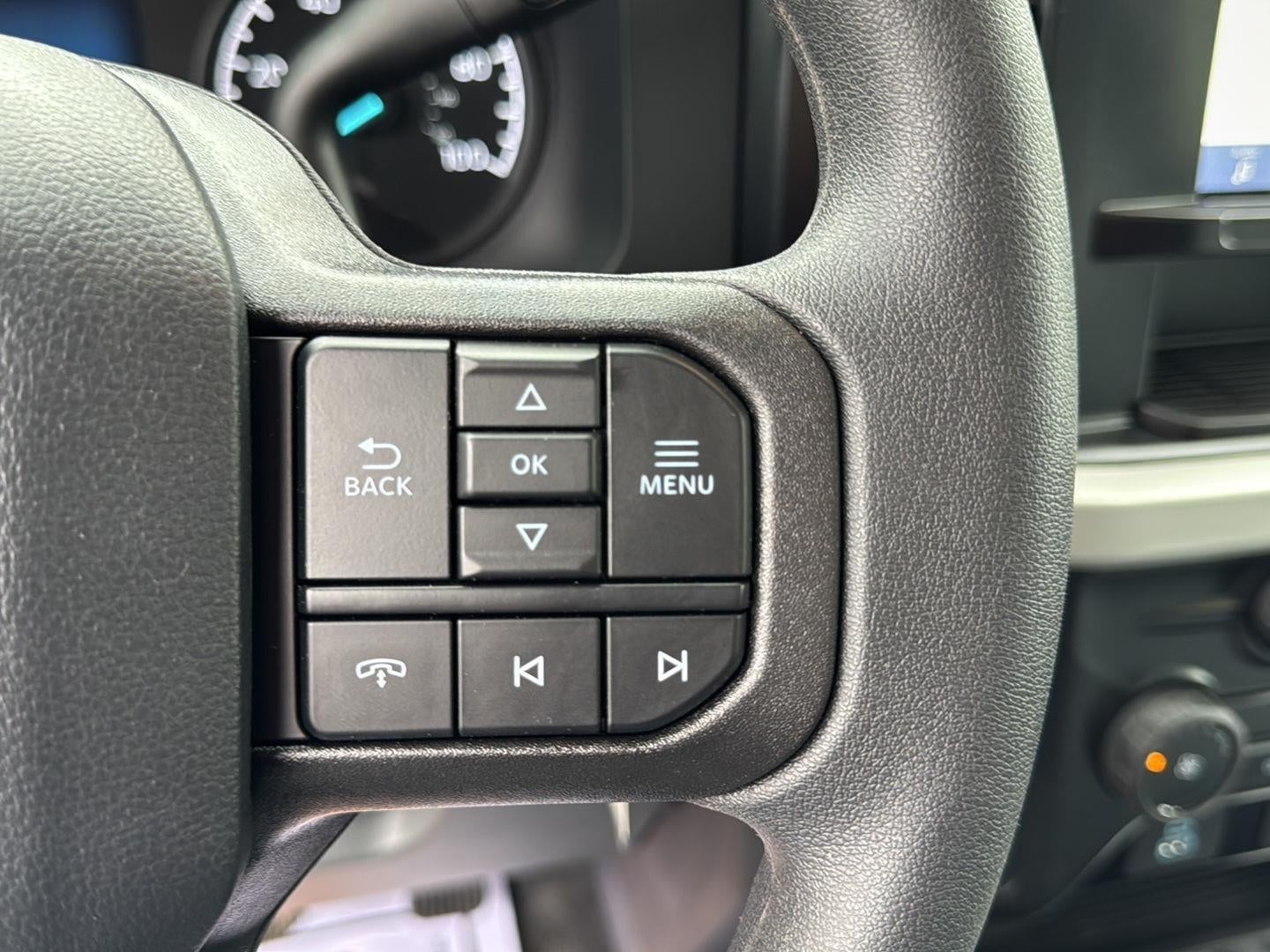 2025 Ford Super Duty F-550 DRW XL