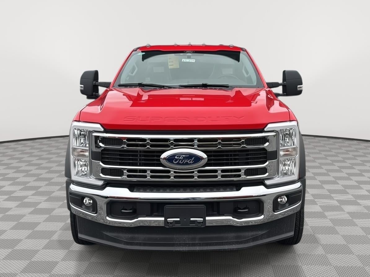 2025 Ford Super Duty F-550 DRW XL