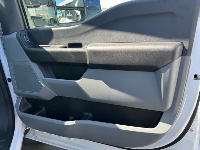 2024 Ford Super Duty F-550 DRW XL