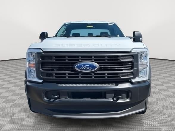 2024 Ford Super Duty F-550 DRW XL