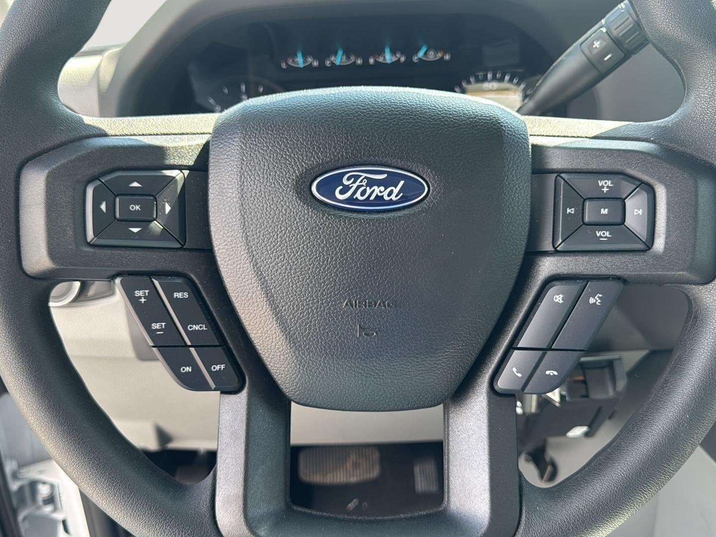 2025 Ford E-Series Cutaway XL