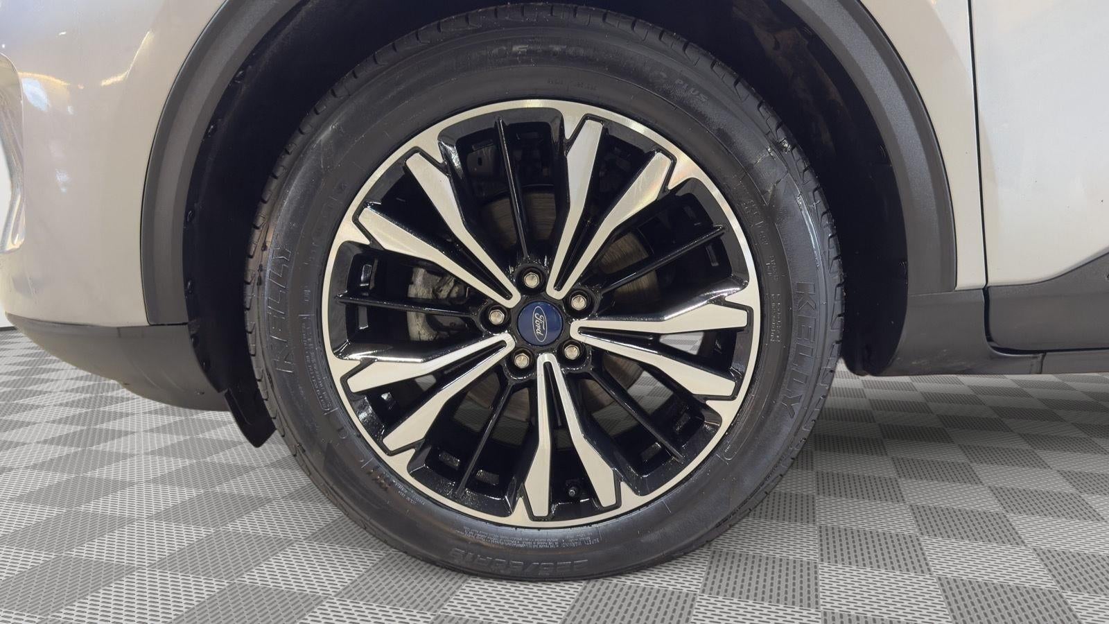 2021 Ford Escape SE Hybrid