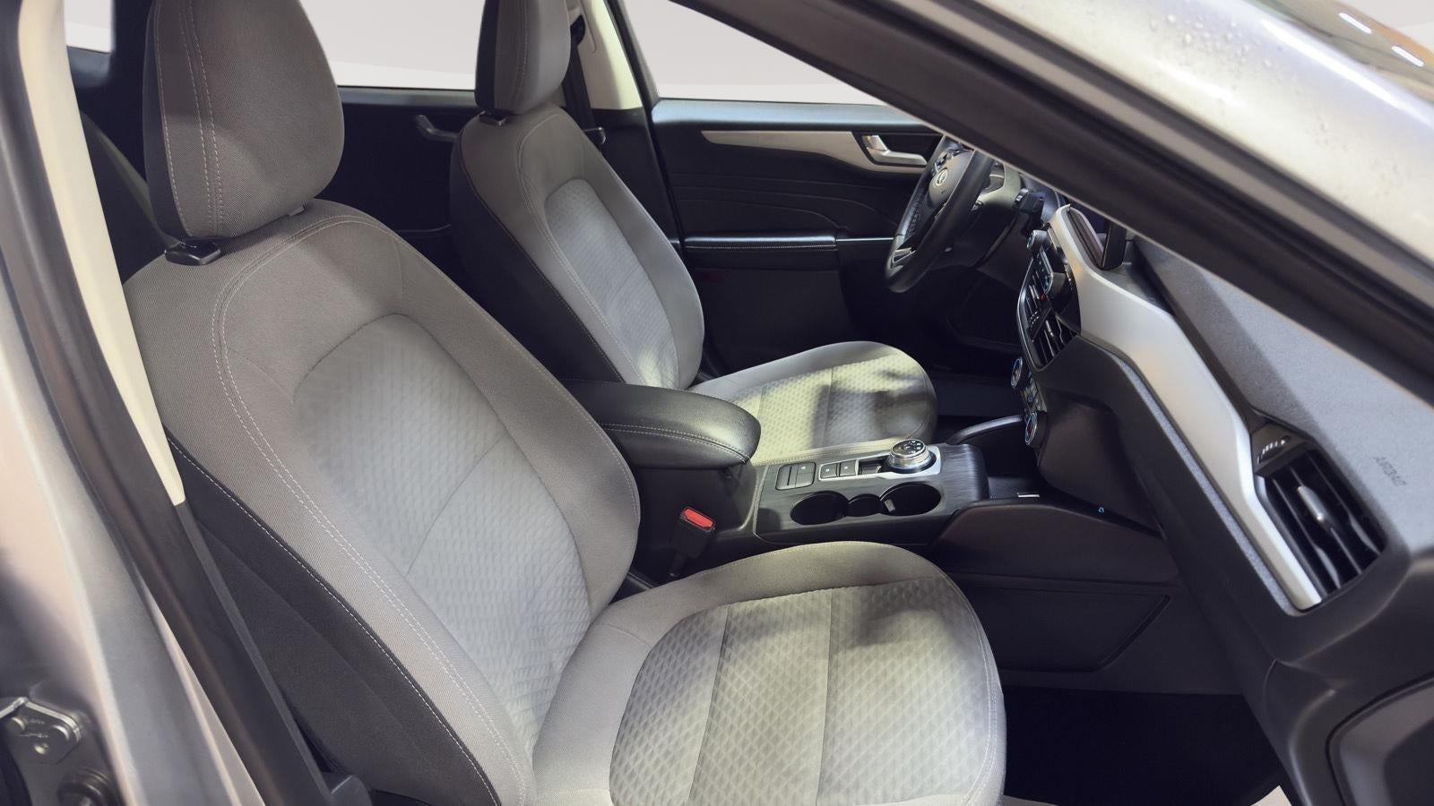 2021 Ford Escape SE Hybrid