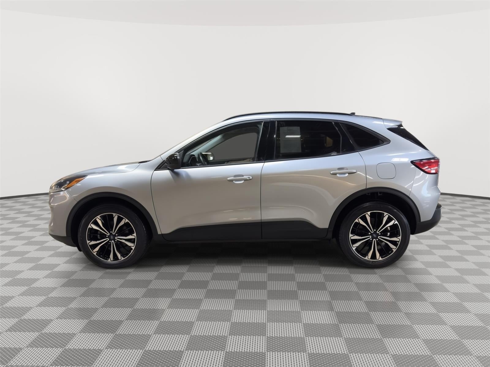 2021 Ford Escape SE Hybrid