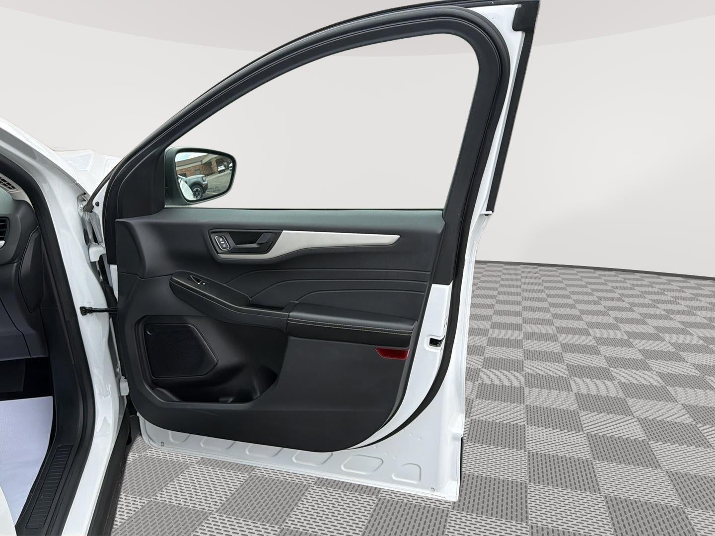 2022 Ford ESCAPE SE SE