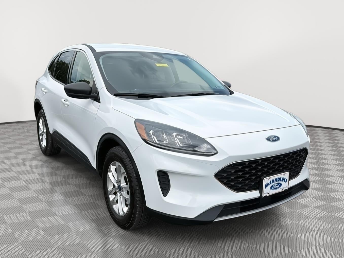 2022 Ford ESCAPE SE SE