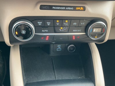 2020 Ford Escape SE