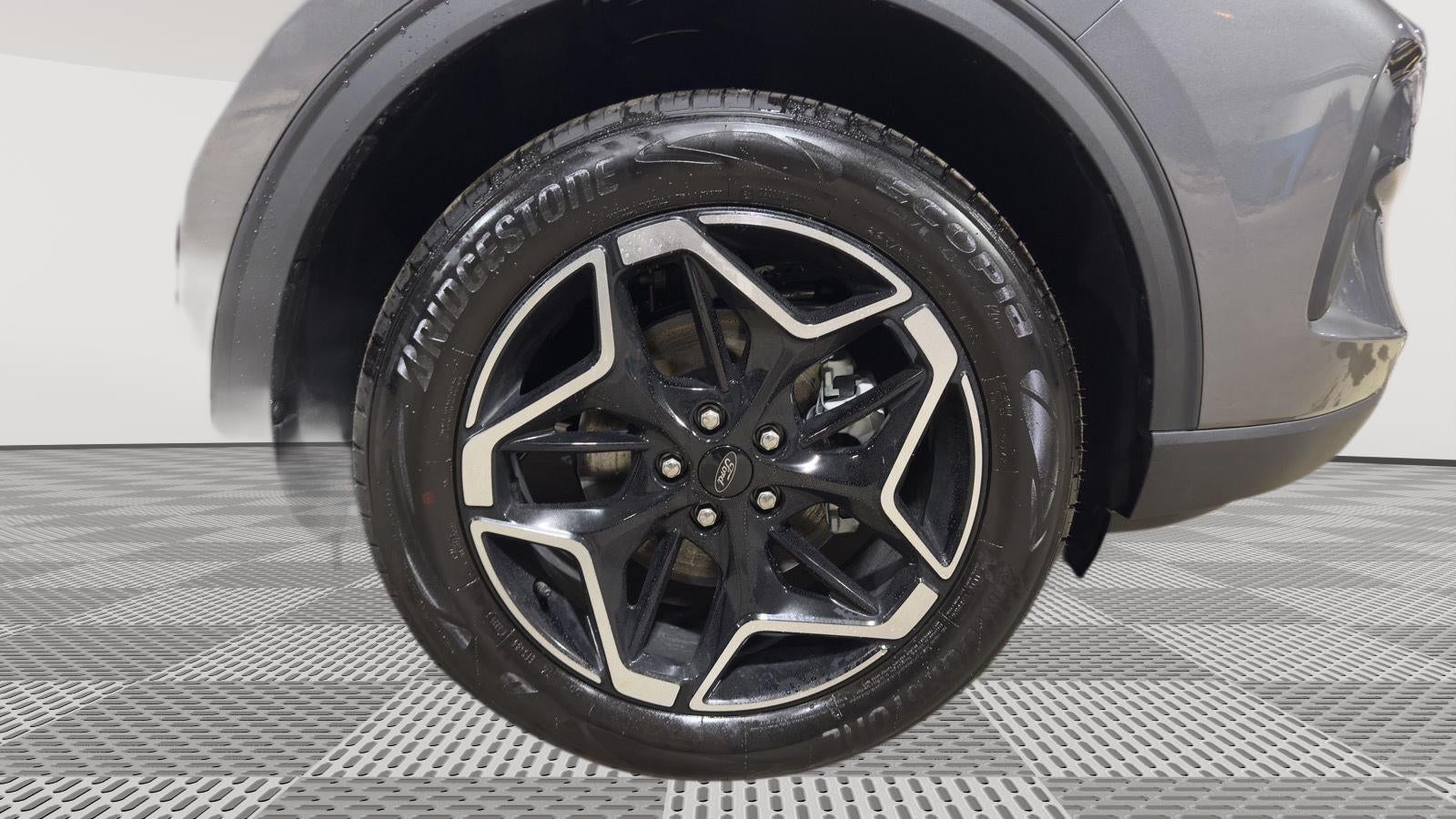 2026 Ford Escape Platinum