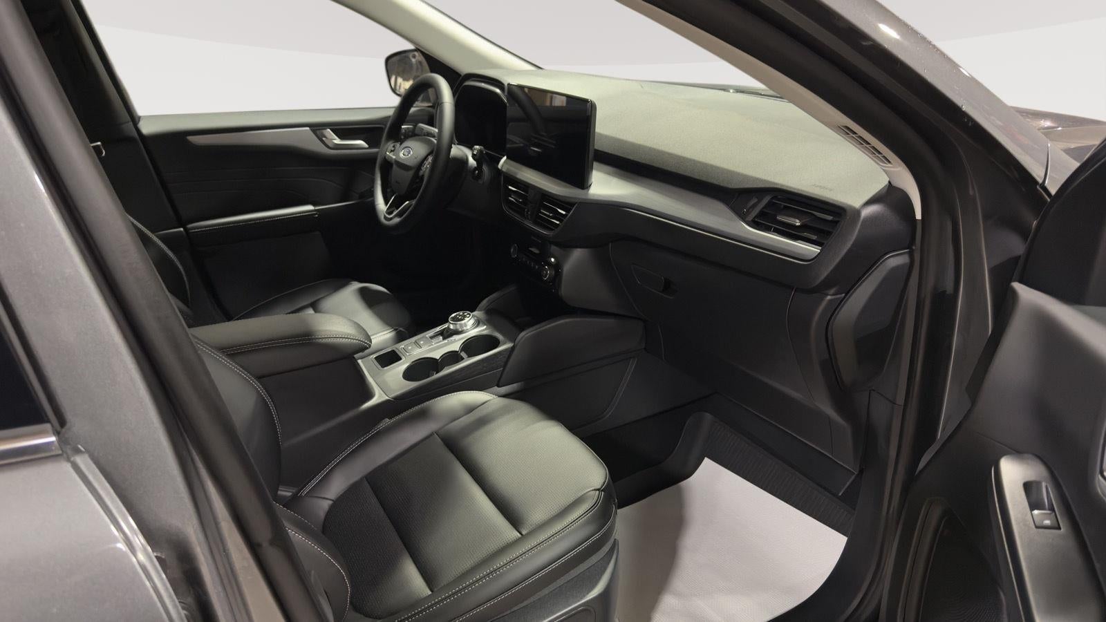 2026 Ford Escape Platinum