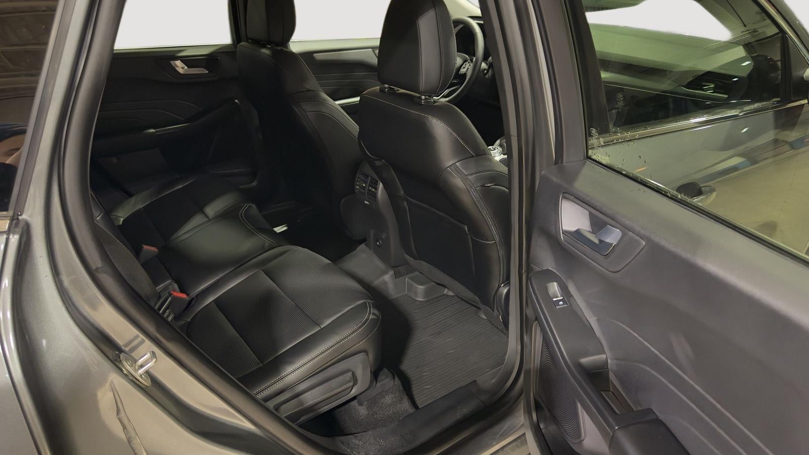 2026 Ford Escape Platinum