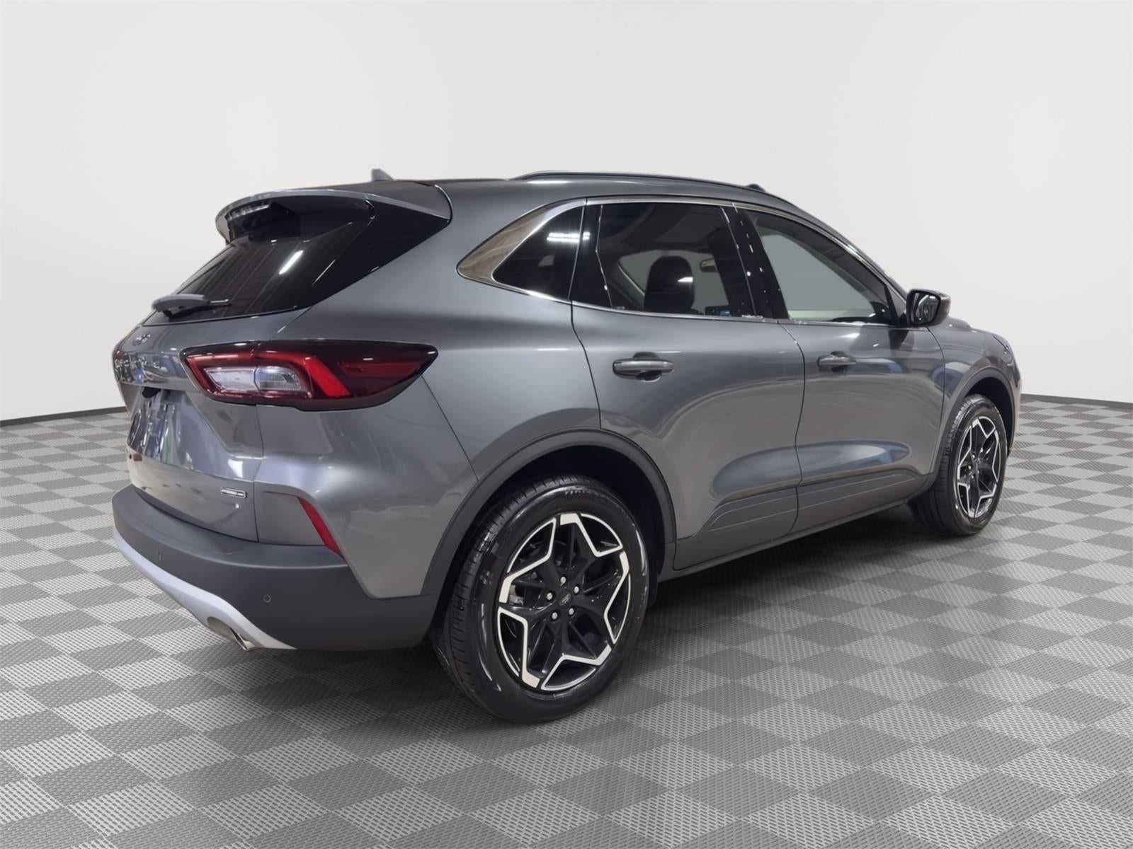 2026 Ford Escape Platinum