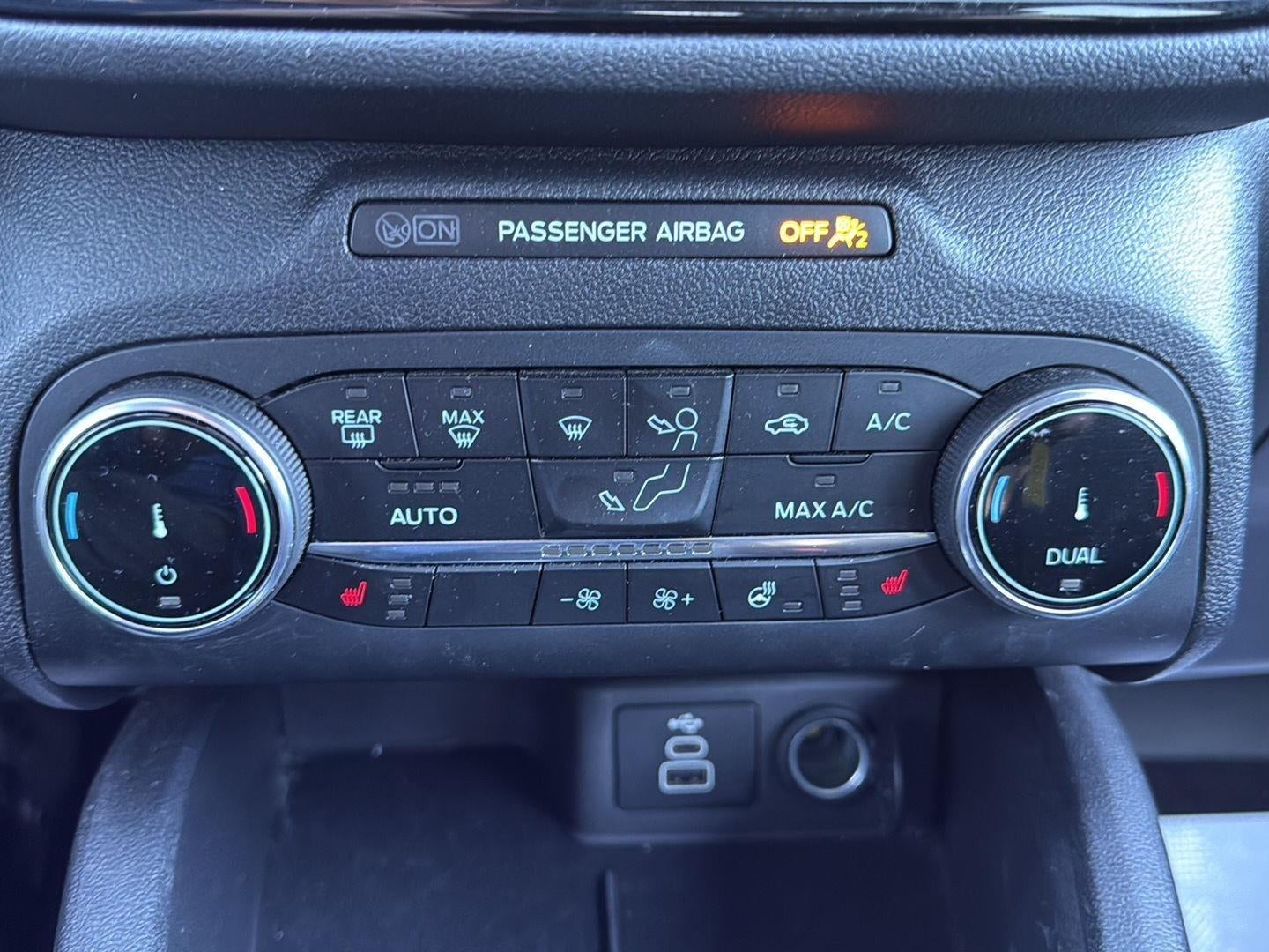 2025 Ford Escape ST-Line Select