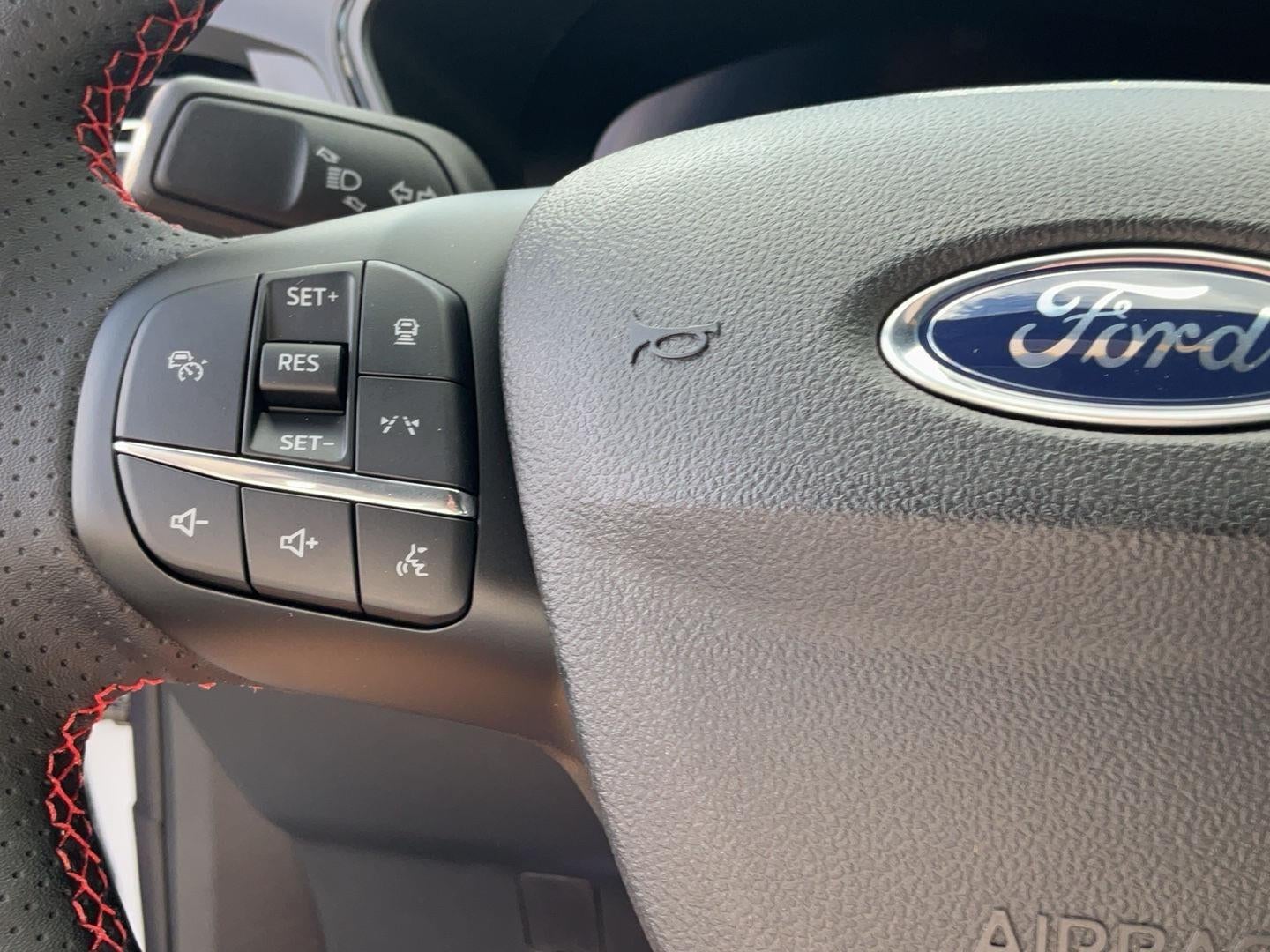 2026 Ford Escape ST-Line Select