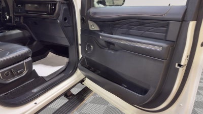 2023 Ford Expedition Platinum
