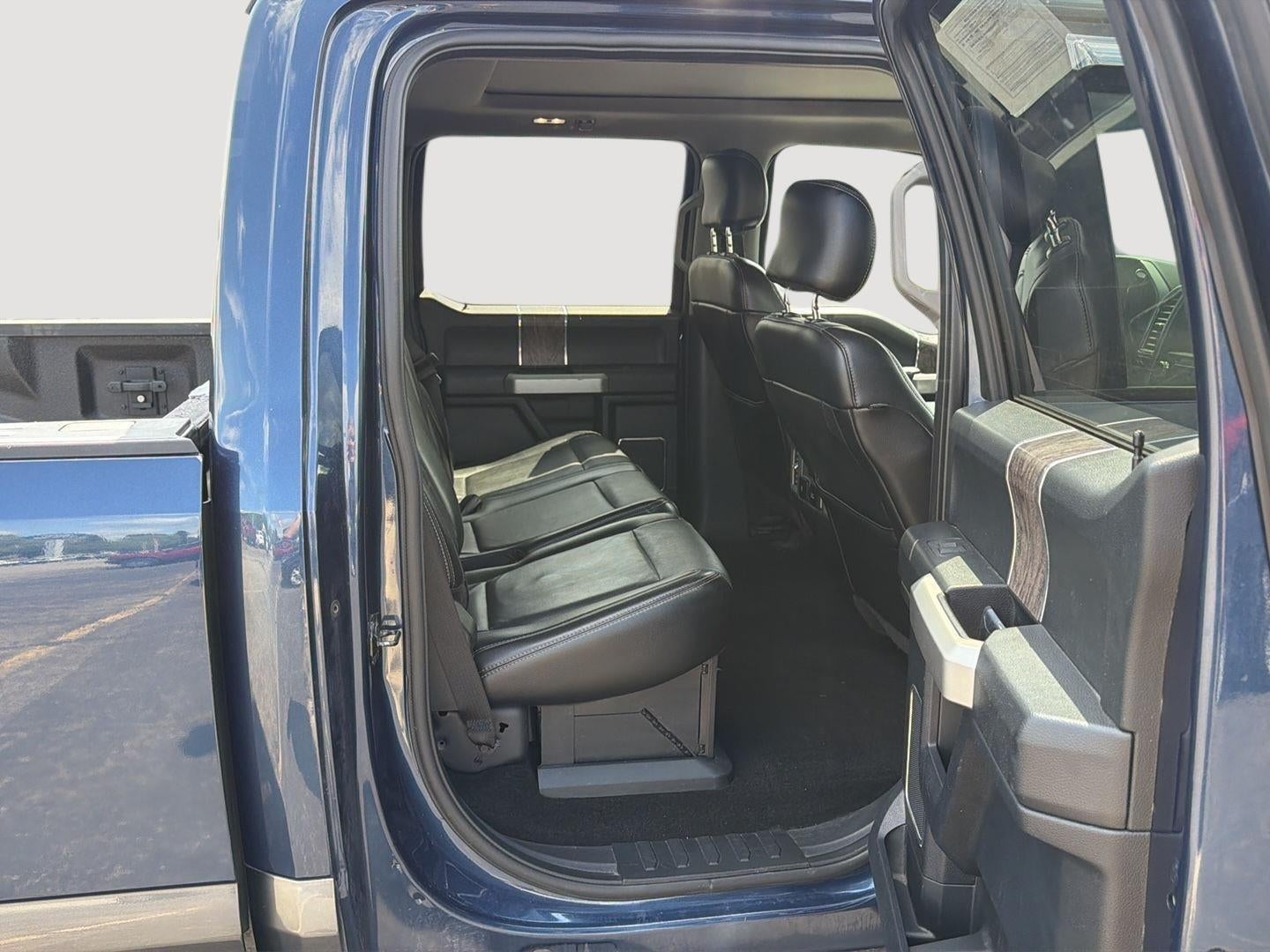2017 Ford Super Duty F-250 SRW Lariat