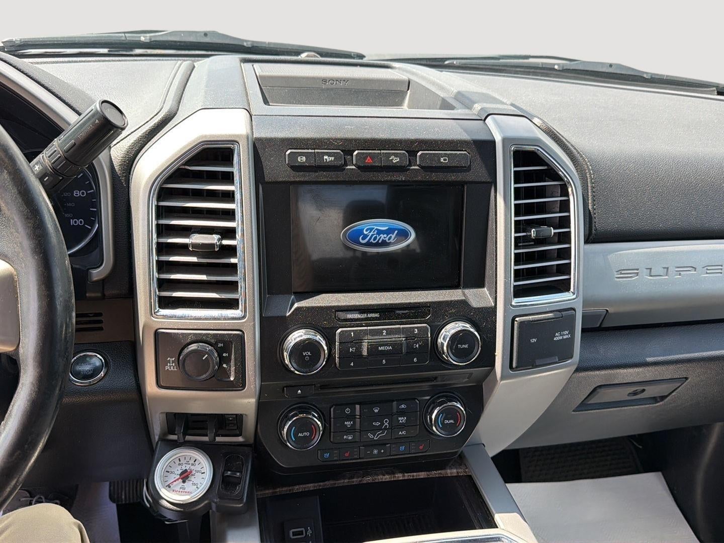 2017 Ford Super Duty F-250 SRW Lariat