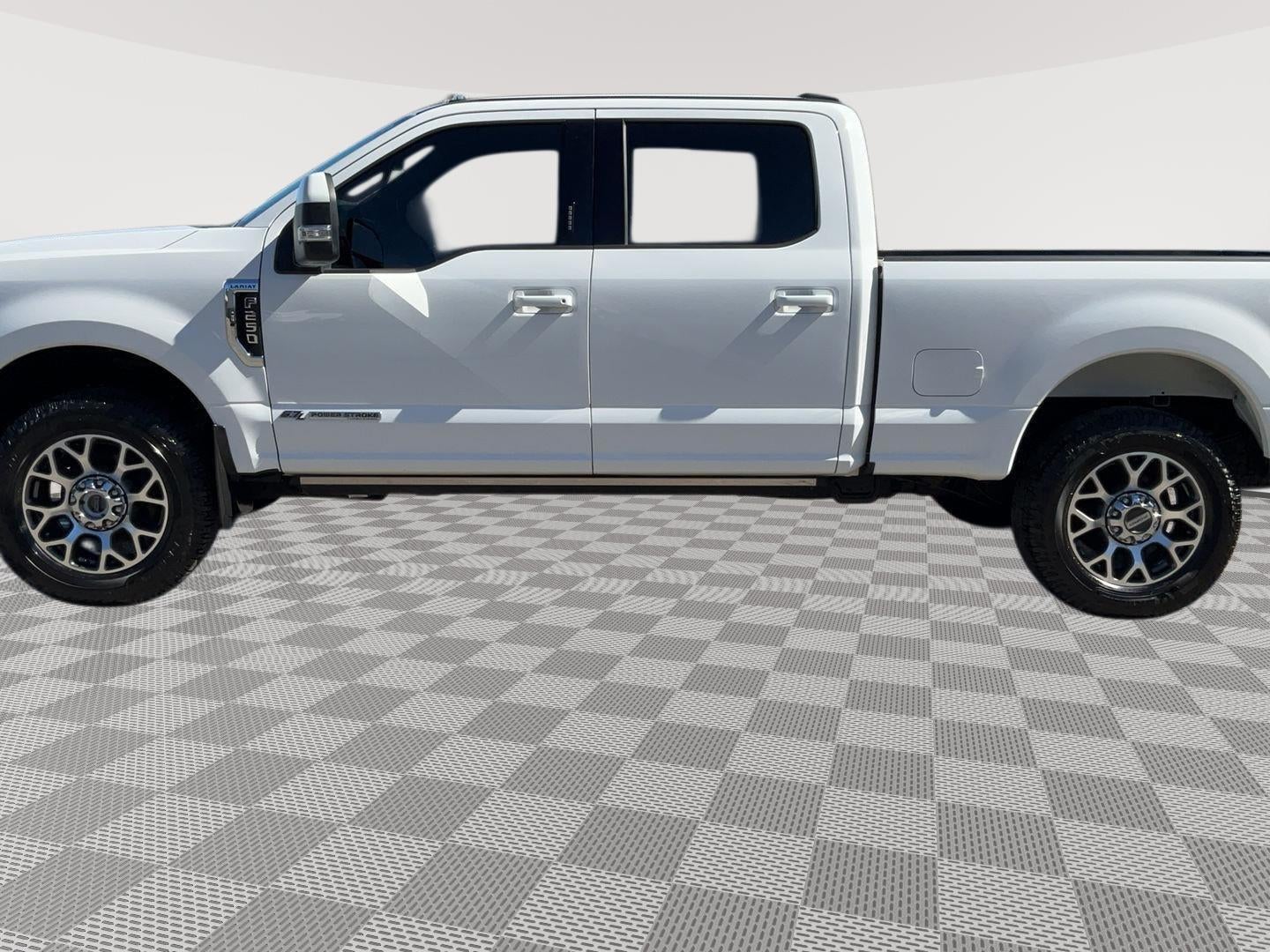 2020 Ford Super Duty F-250 Lariat