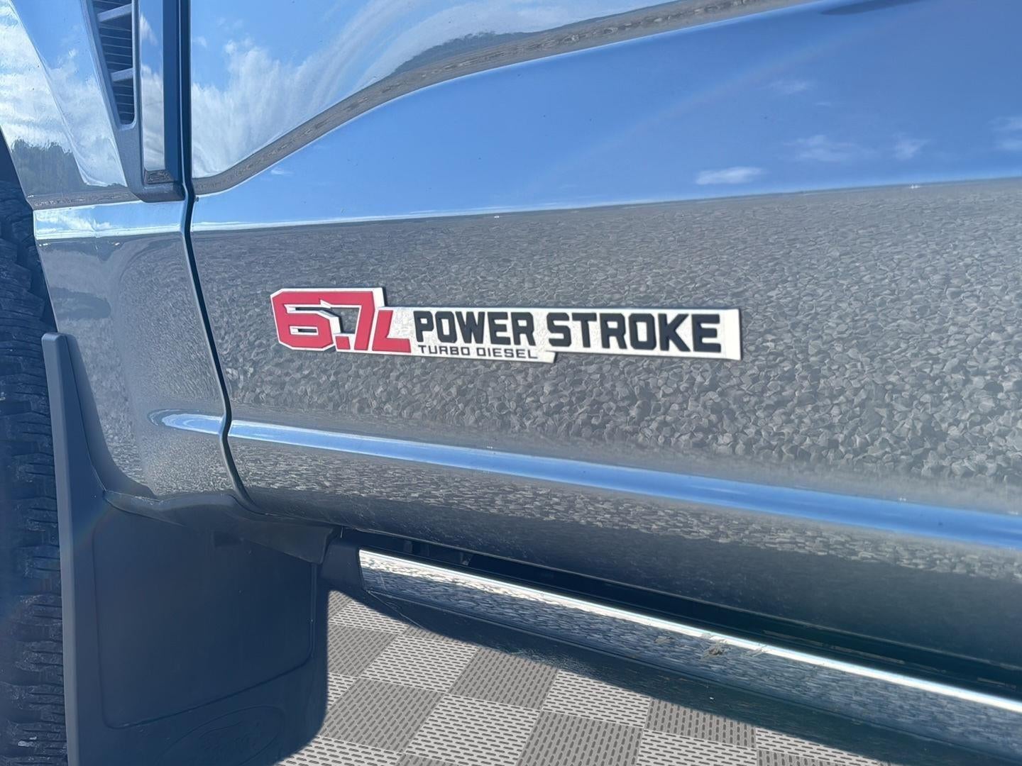 2025 Ford Super Duty F-250 SRW Platinum