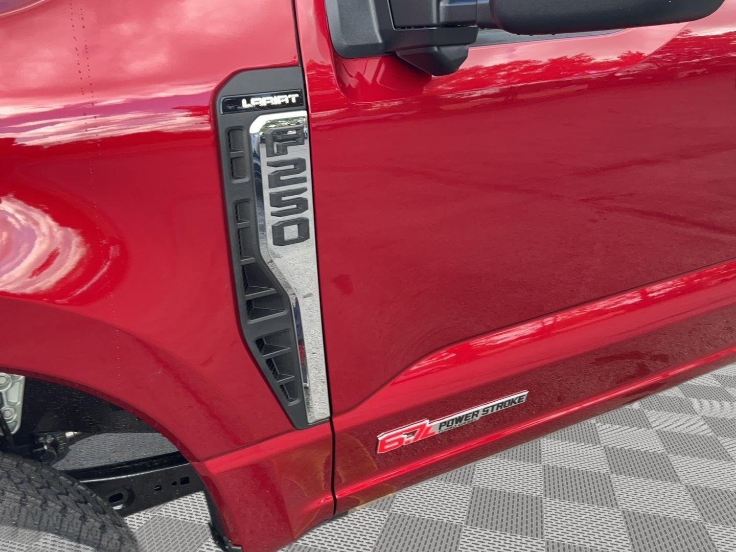 2026 Ford Super Duty F-250 SRW LARIAT