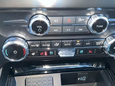 2027 Ford Super Duty F-250 Lariat