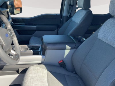 2027 Ford Super Duty F-350 XLT