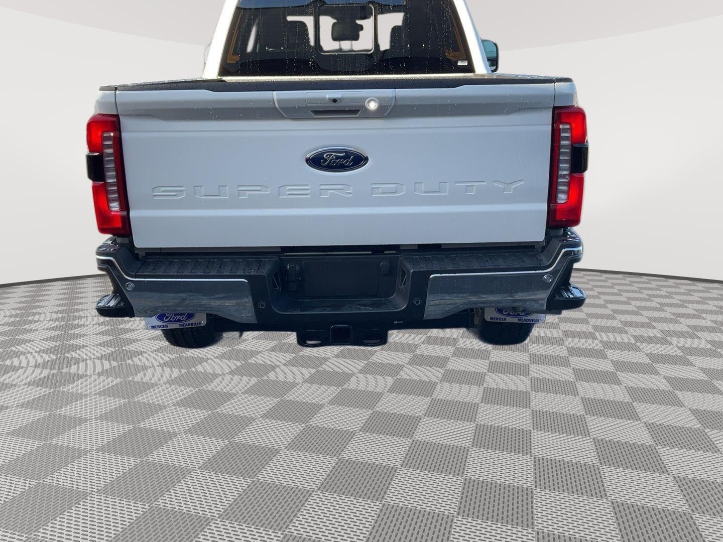 2026 Ford Super Duty F-350 SRW LARIAT