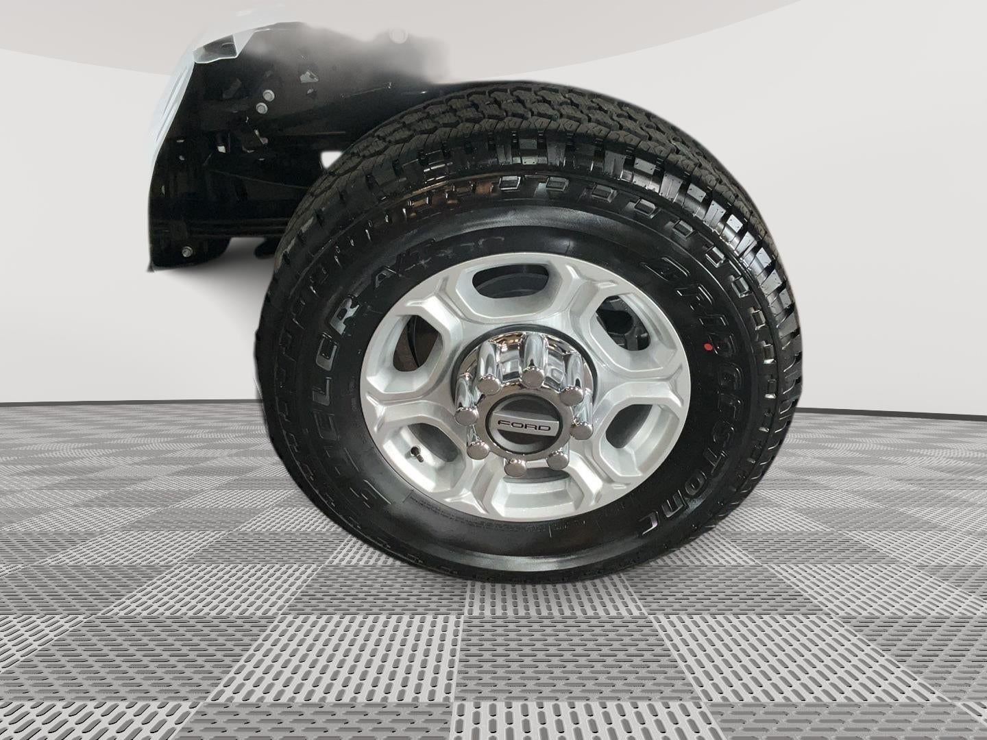 2026 Ford Super Duty F-350 SRW XLT