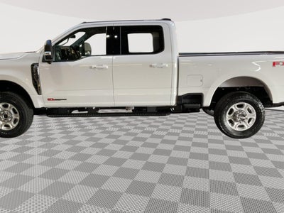 2026 Ford Super Duty F-350 SRW XLT