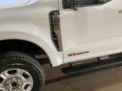 2026 Ford Super Duty F-350 SRW XLT