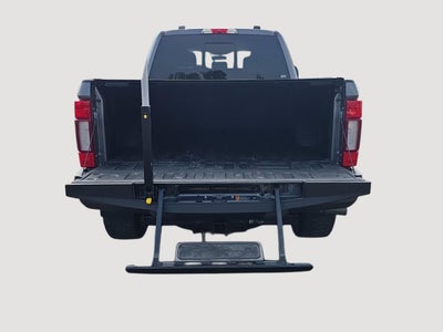 2022 Ford Super Duty F-350 Lariat