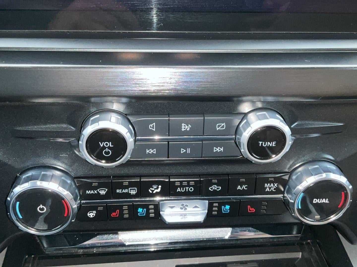 2023 Ford Super Duty F-350 SRW LARIAT