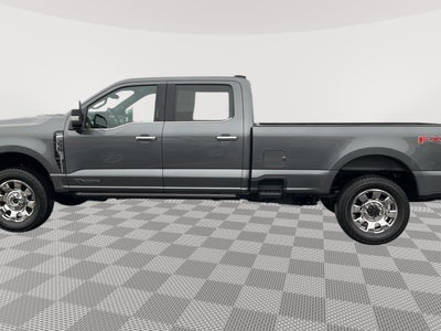 2023 Ford Super Duty F-350 SRW LARIAT