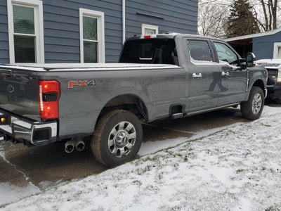 2023 Ford Super Duty F-350 SRW LARIAT