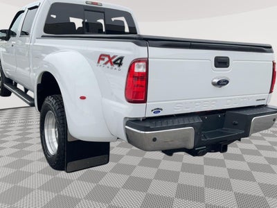 2015 Ford Super Duty F-350 DRW Lariat