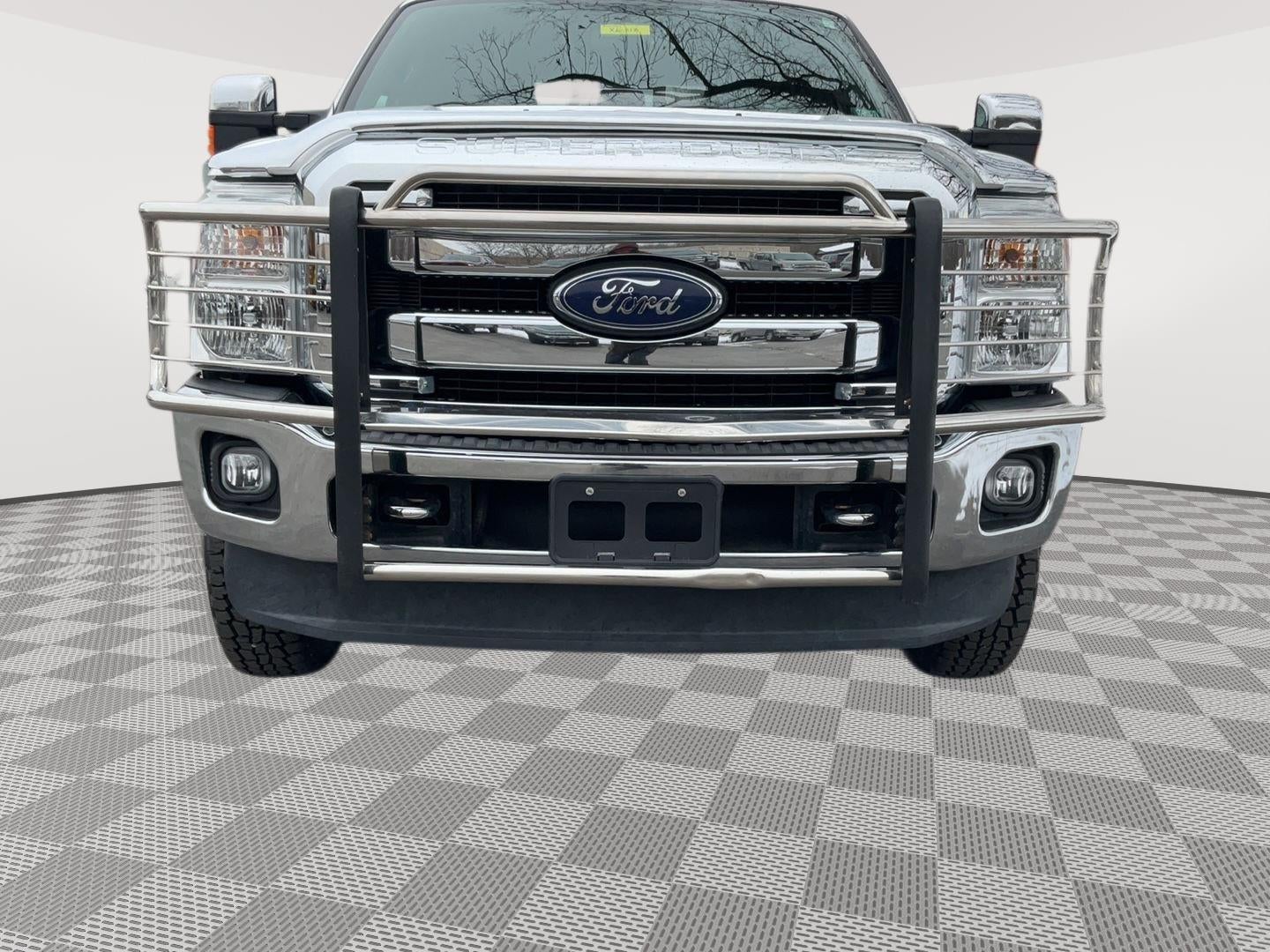 2015 Ford Super Duty F-350 DRW Lariat