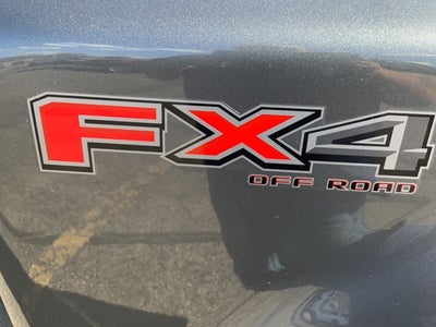 2027 Ford Super Duty F-350 DRW XLT