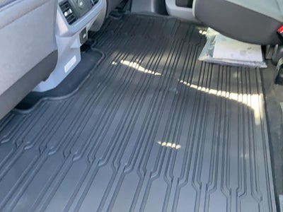 2027 Ford Super Duty F-350 DRW XLT
