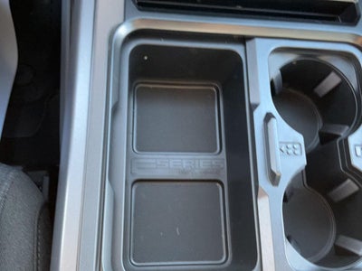 2027 Ford Super Duty F-350 DRW XLT
