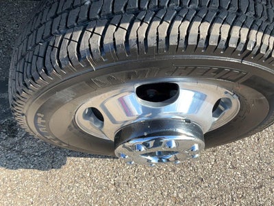 2027 Ford Super Duty F-350 DRW XLT