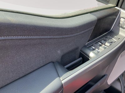2026 Ford Super Duty F-350 DRW Lariat
