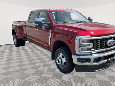 2026 Ford Super Duty F-350 DRW Lariat